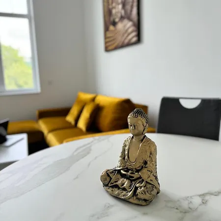Luxuswohnung In Stadtzentrum Lägenhet